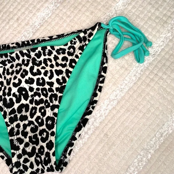 Black Leopard Bikini Bottoms String Hips Size Small - Picture 3 of 8